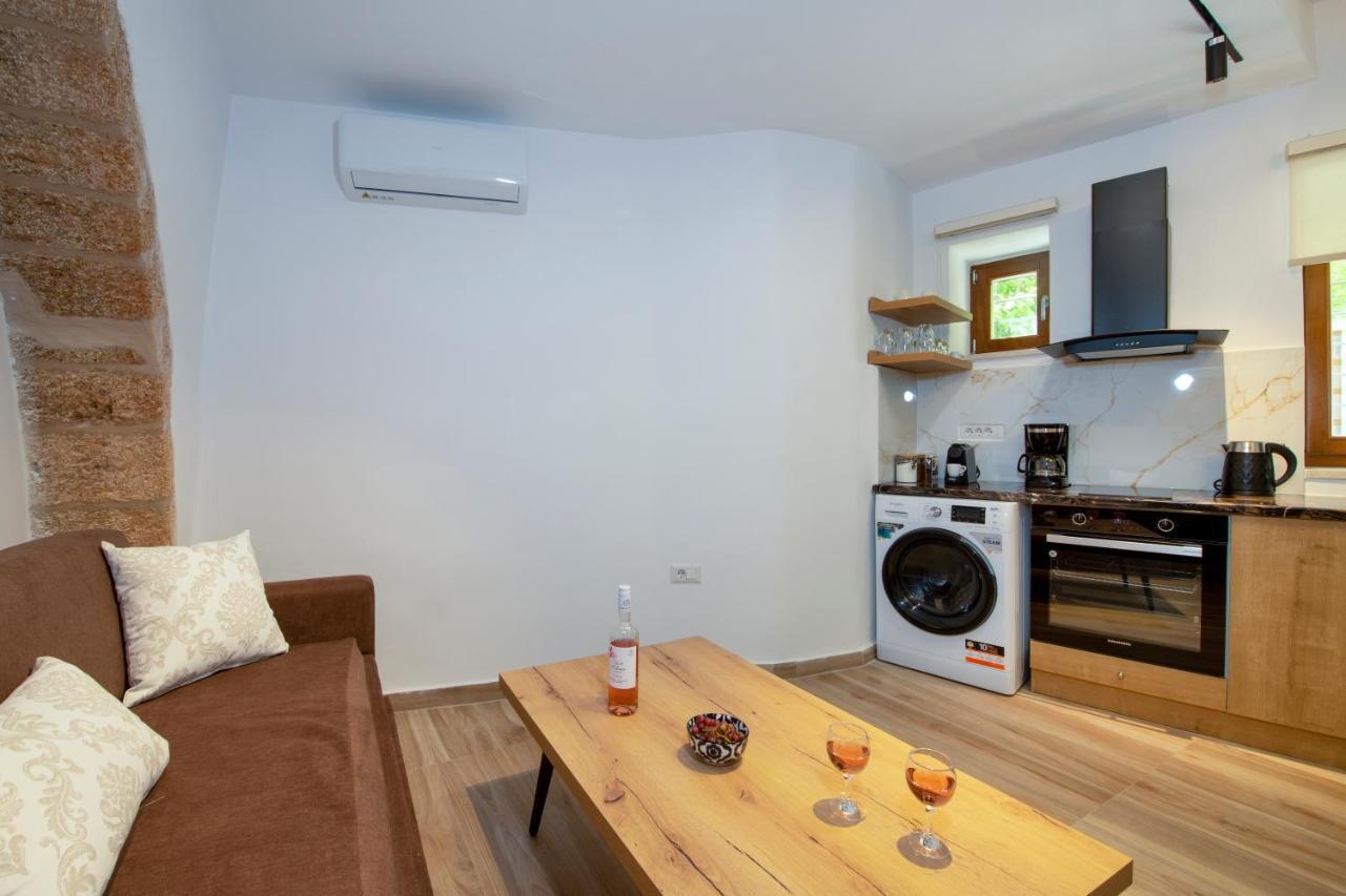 חאניה Deluxe Maisonette מראה חיצוני תמונה
